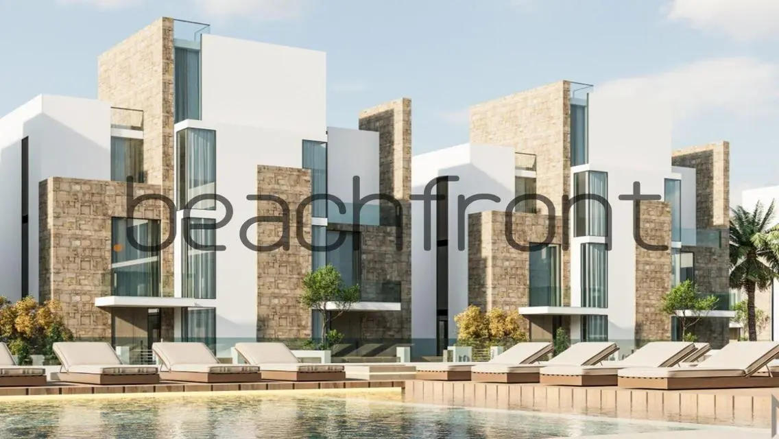Luxury Apartment with Spacious Lake View