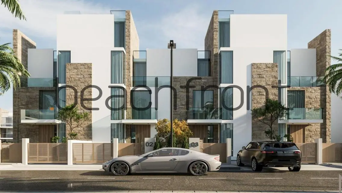 Luxury Apartment with Spacious Lake View