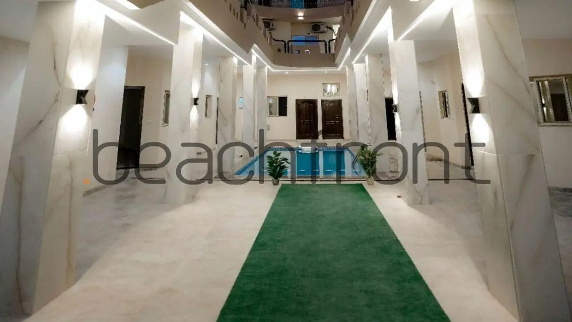 شقة فاخرة بإطلالة رائعة على البحيرات في Sea Light Arabia