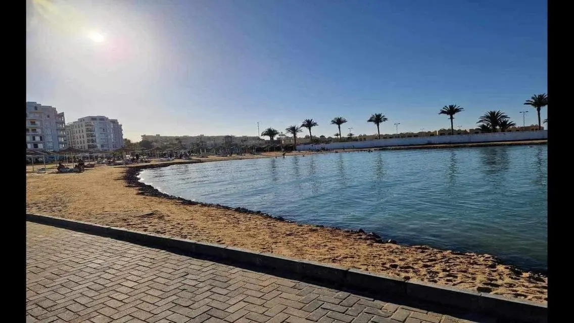 شقة فاخرة بمساحة 1500 متر مع إطلالة على البحيرات