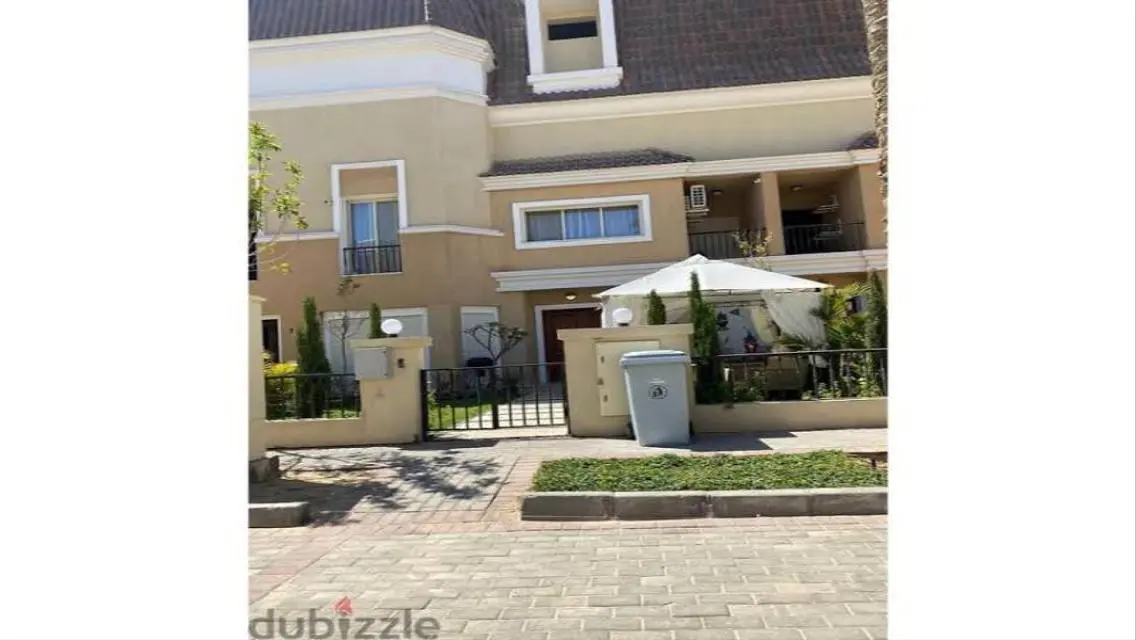 Luxury Apartment in 50-12 with Stunning Views