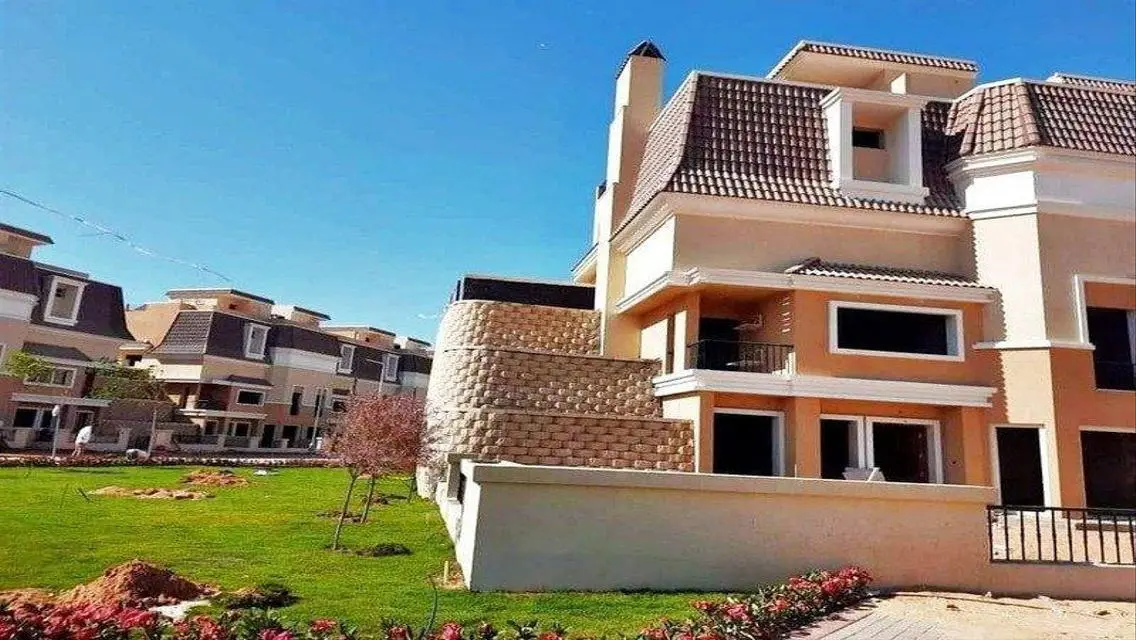 Luxury Apartment in 50-12 with Stunning Views