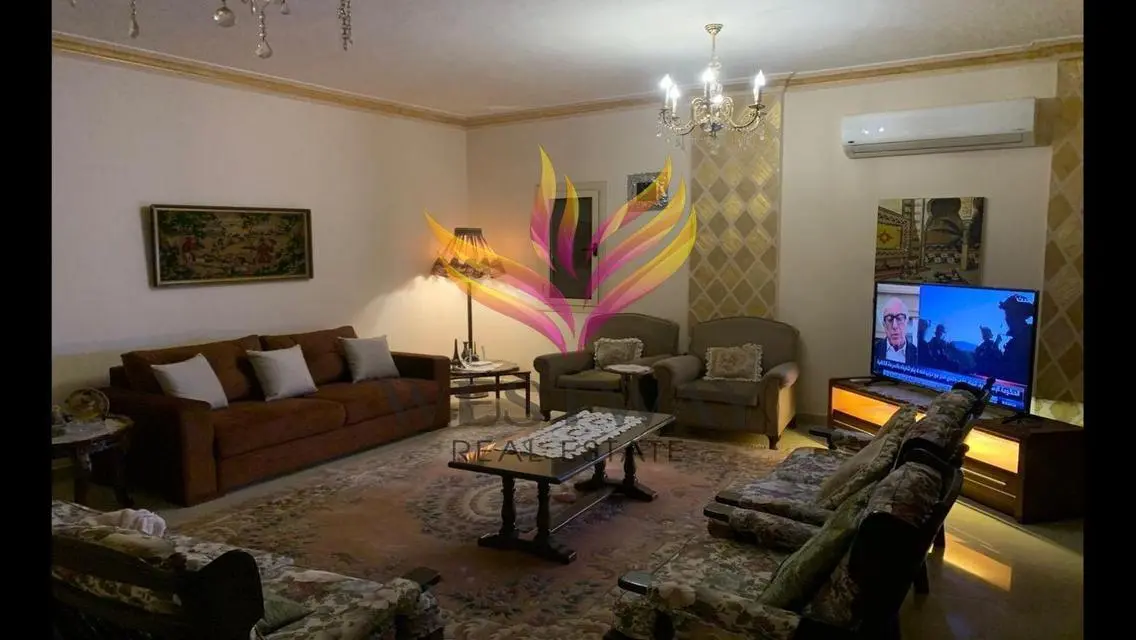 شقة فاخرة مع مزايا مميزة للبيع