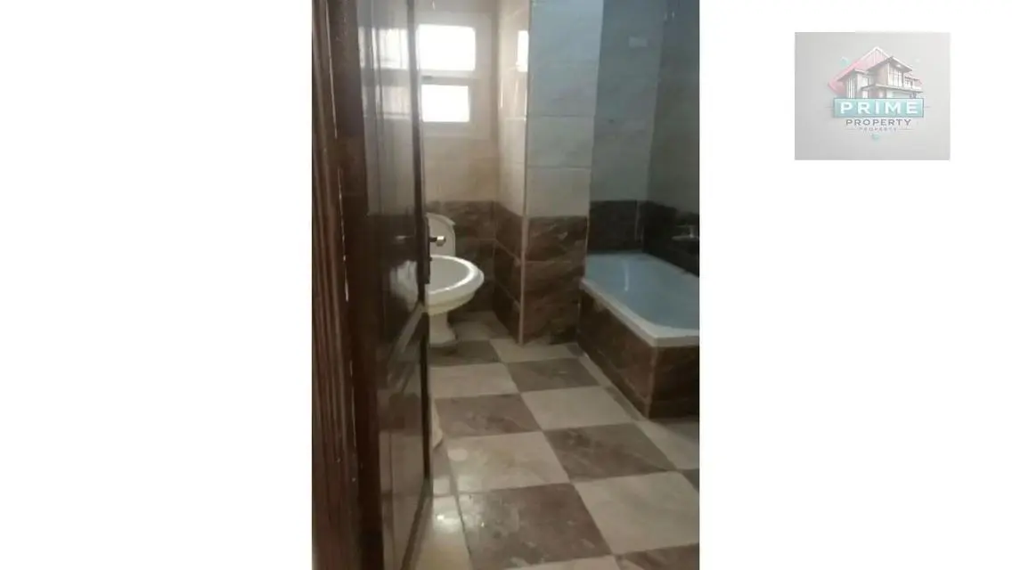 شقة فاخرة للبيع بمساحة متر