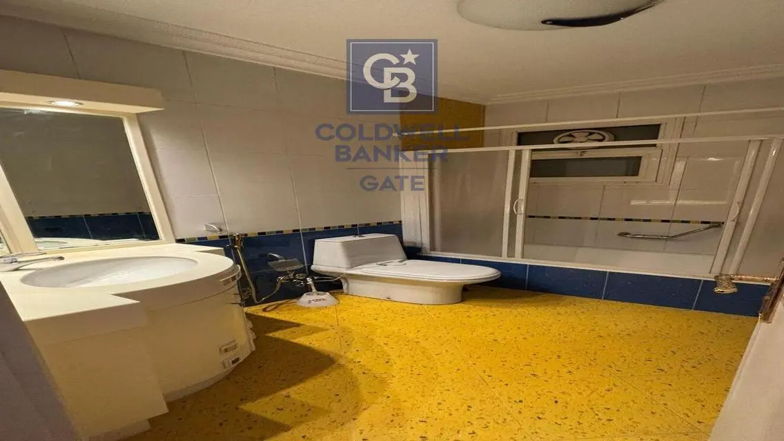 Luxurious Apartment with Stunning Views for Sale