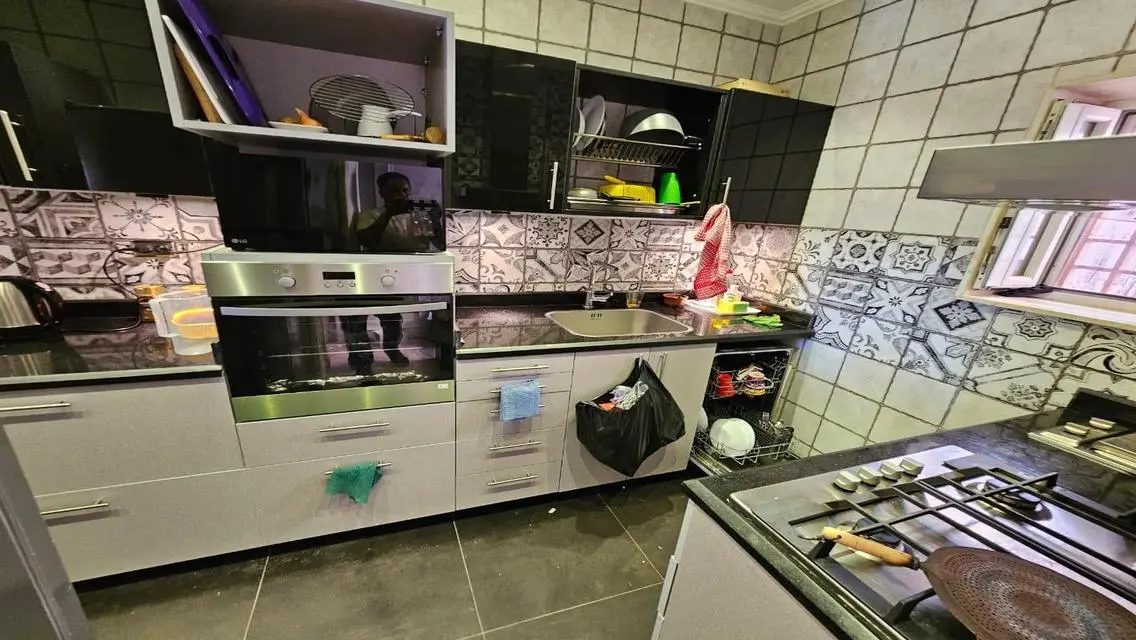 فيلا رائعة للبيع برقم كود 2200