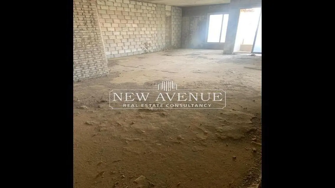 Luxury Apartment in a Prime Location - 1702