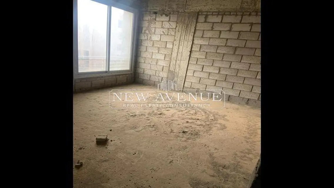 Luxury Apartment in a Prime Location - 1702
