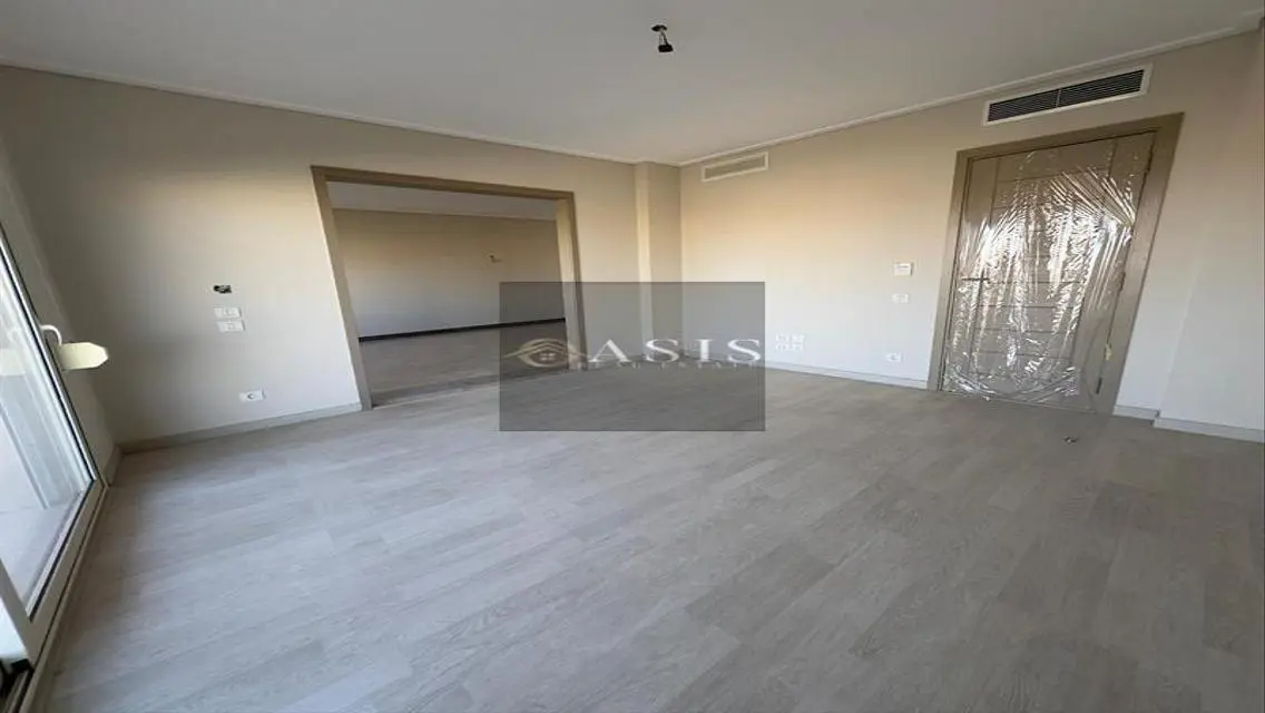 Luxury Apartment in Oasis with Stunning View