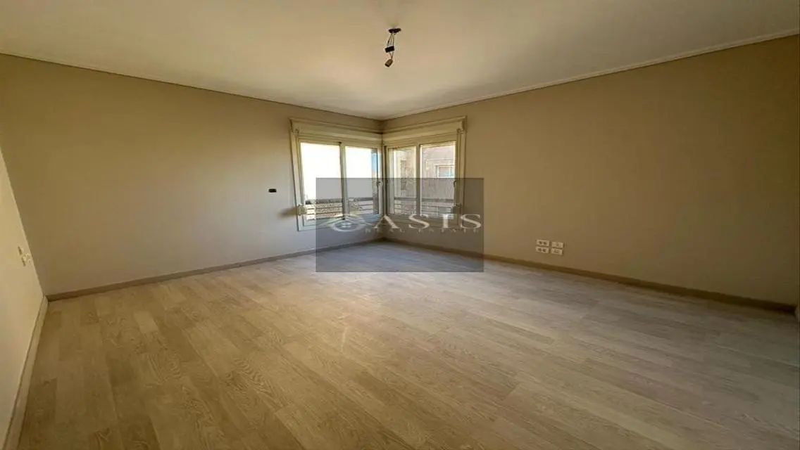 Luxury Apartment in Oasis with Stunning View