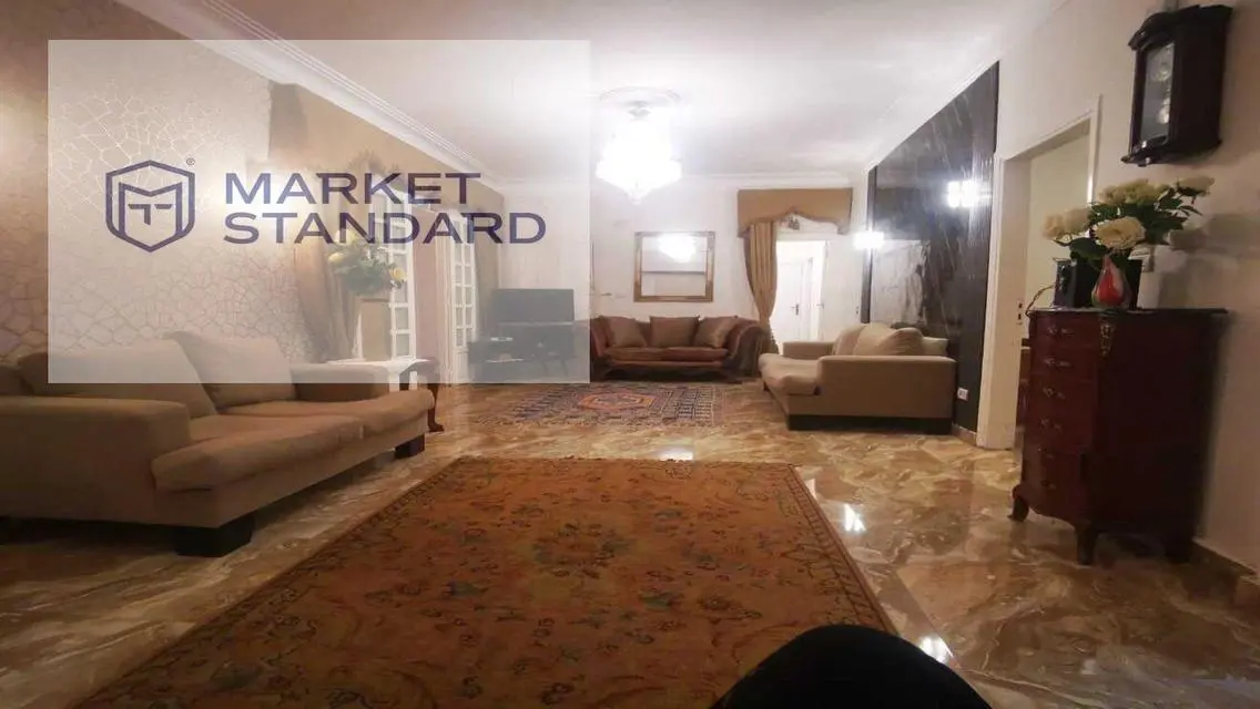 Luxury Property with Private Garden and Full Amenities