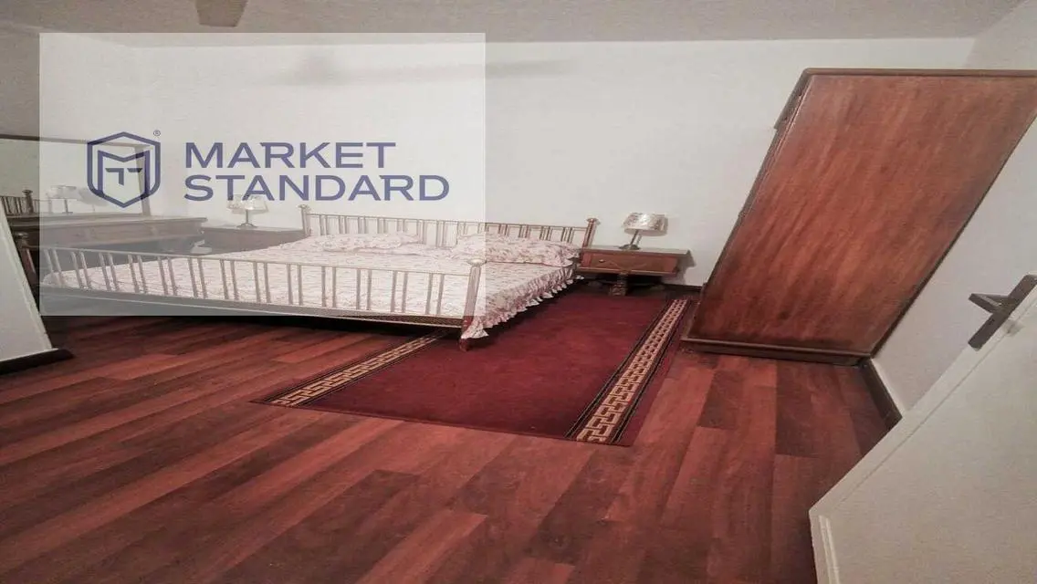 Luxury Property with Private Garden and Full Amenities
