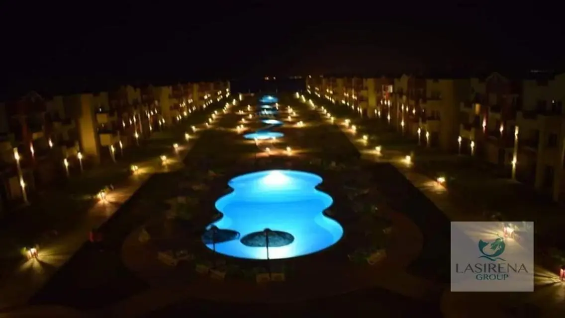Luxurious Three-Bedroom Apartment in a Prime Location
