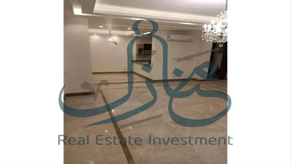 شقة فاخرة مع مرافق راقية وإطلالات على البحيرات