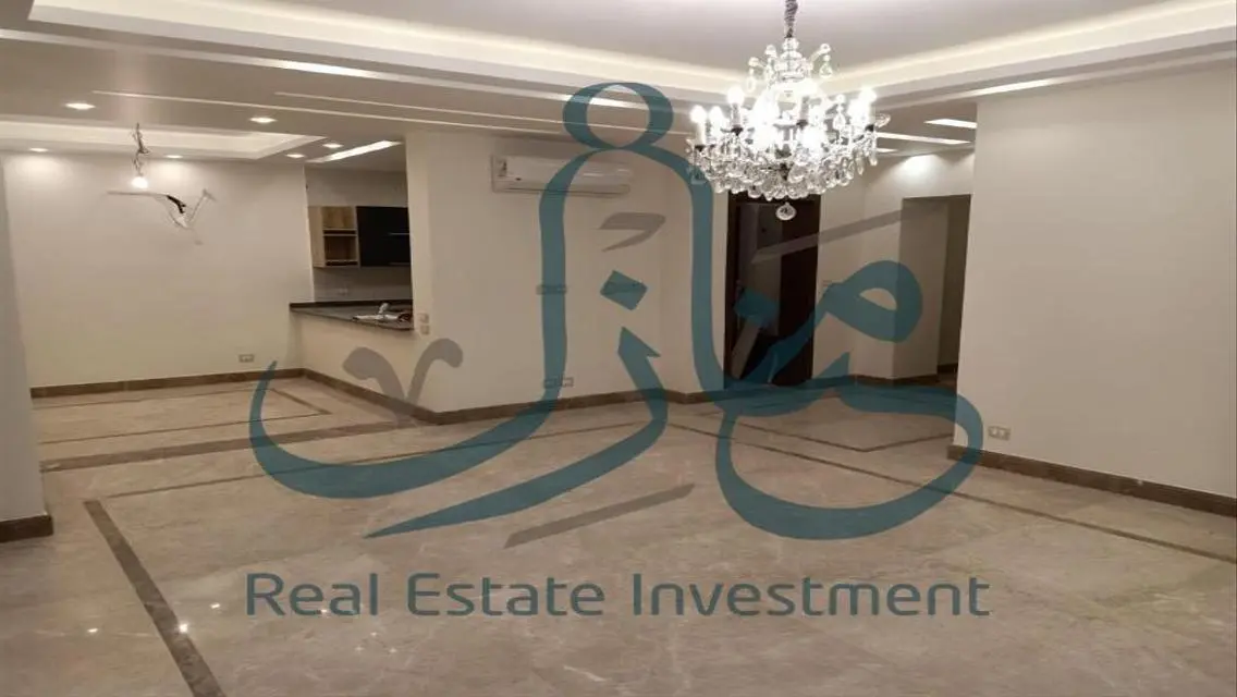 شقة فاخرة مع مرافق راقية وإطلالات على البحيرات