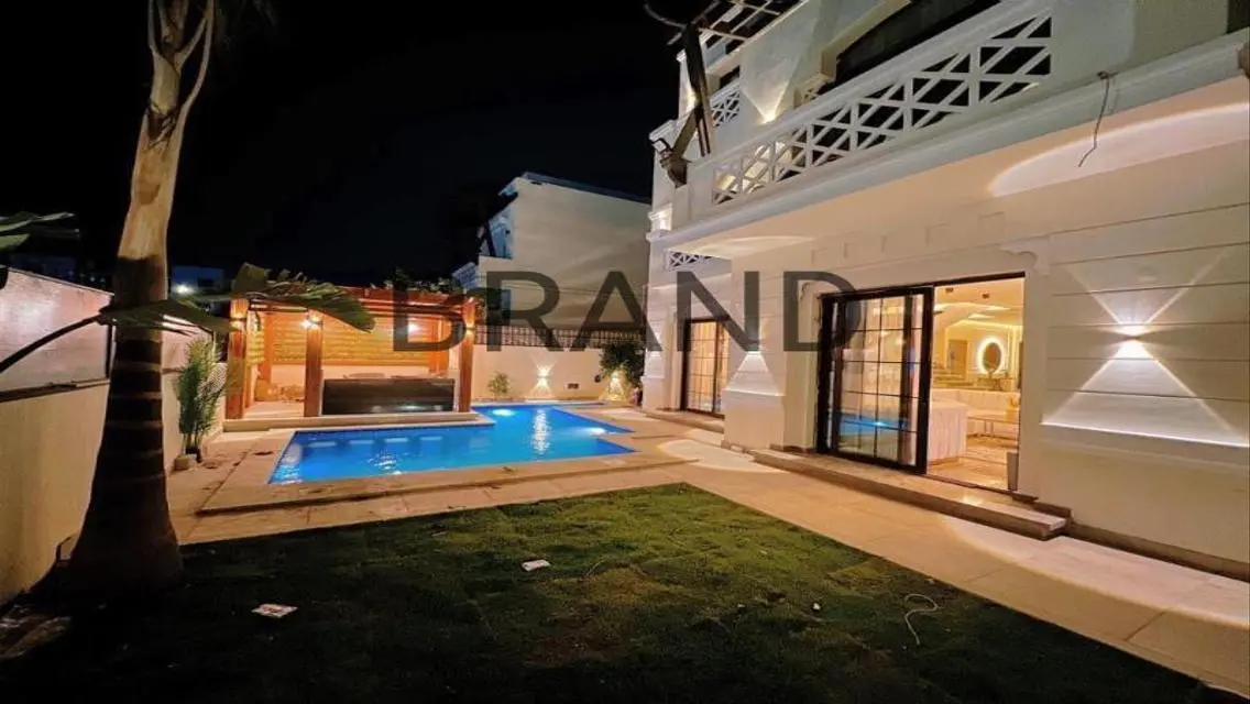 Luxury Villa for Sale with 1000 Square Meters