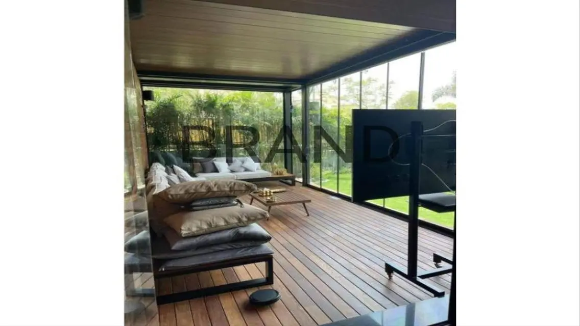 Luxurious Villa with Private Pool and Garden