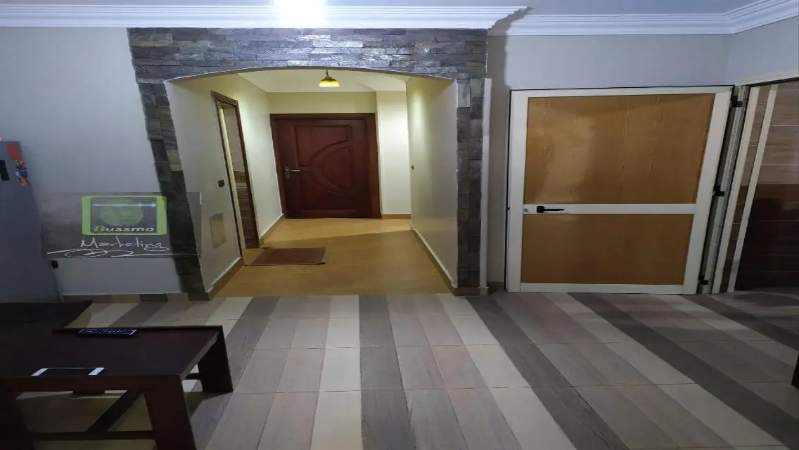 شقة رائعة بمساحة 230 متر