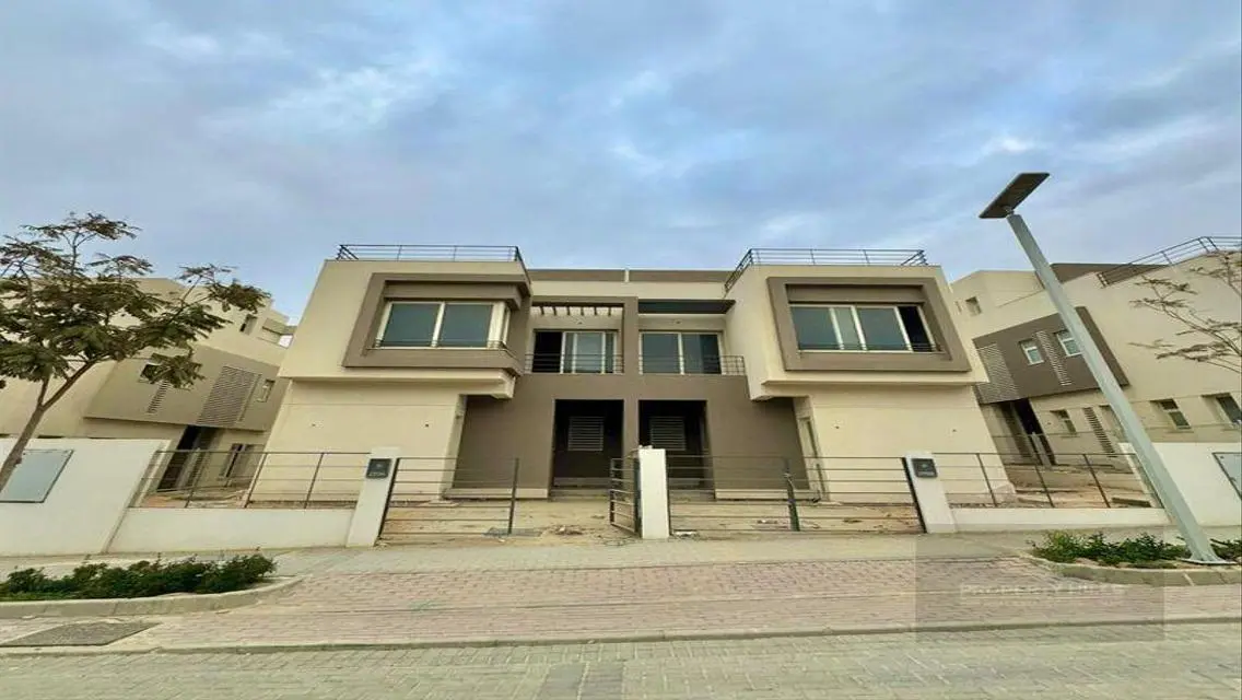 فيلا فاخرة مع مسبح خاص وحديقة خاصة