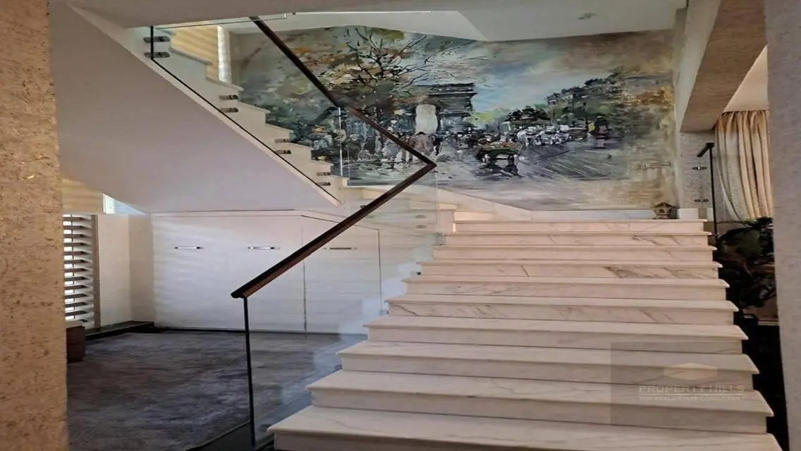 Luxury Apartment with Spacious Design and Stunning View