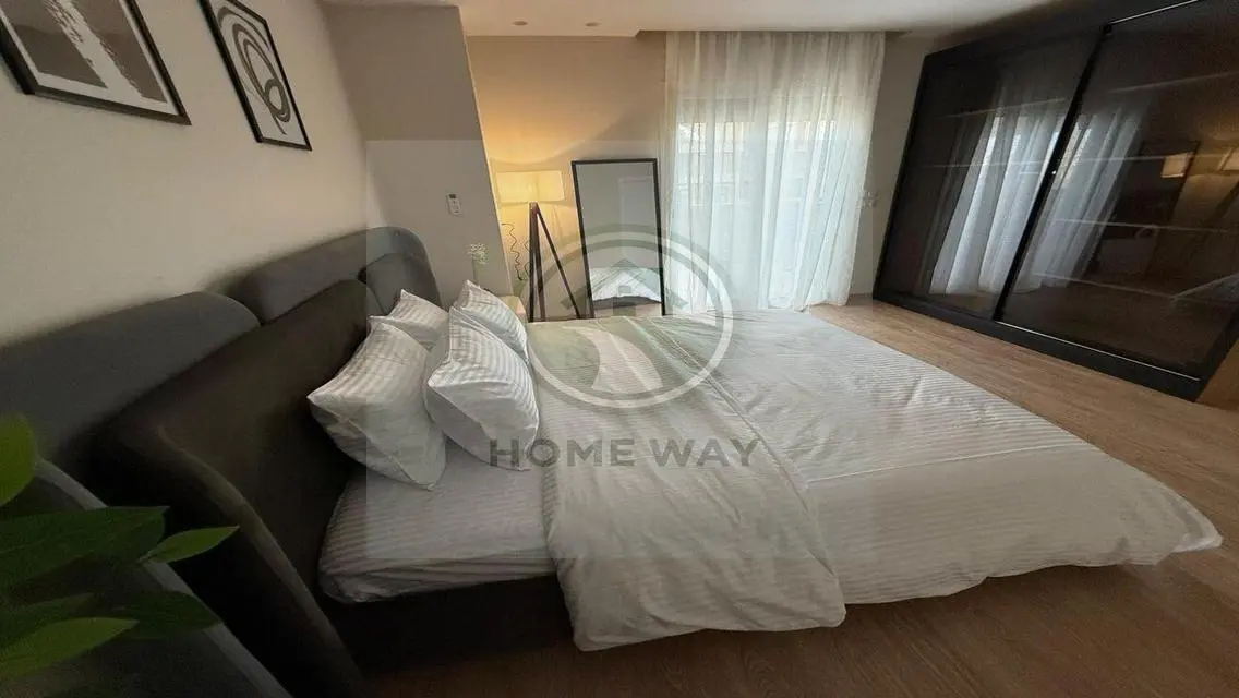 شقة مذهلة في سكاي كوندوز 5-12