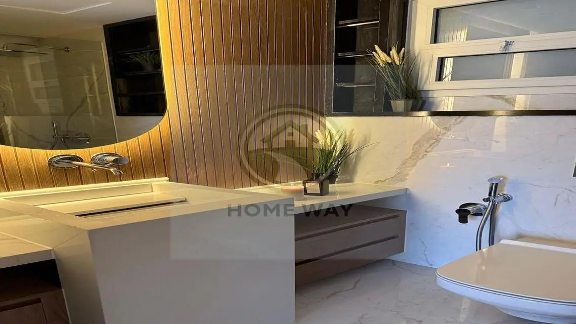 شقة مذهلة في سكاي كوندوز 5-12