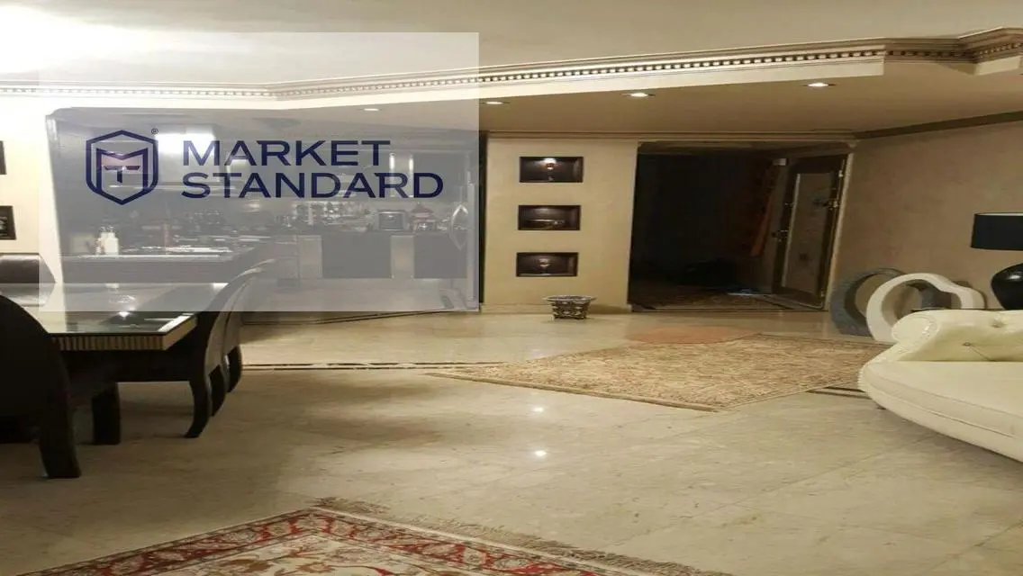 عقار فخم بمساحة 250 متر للبيع في مصر
