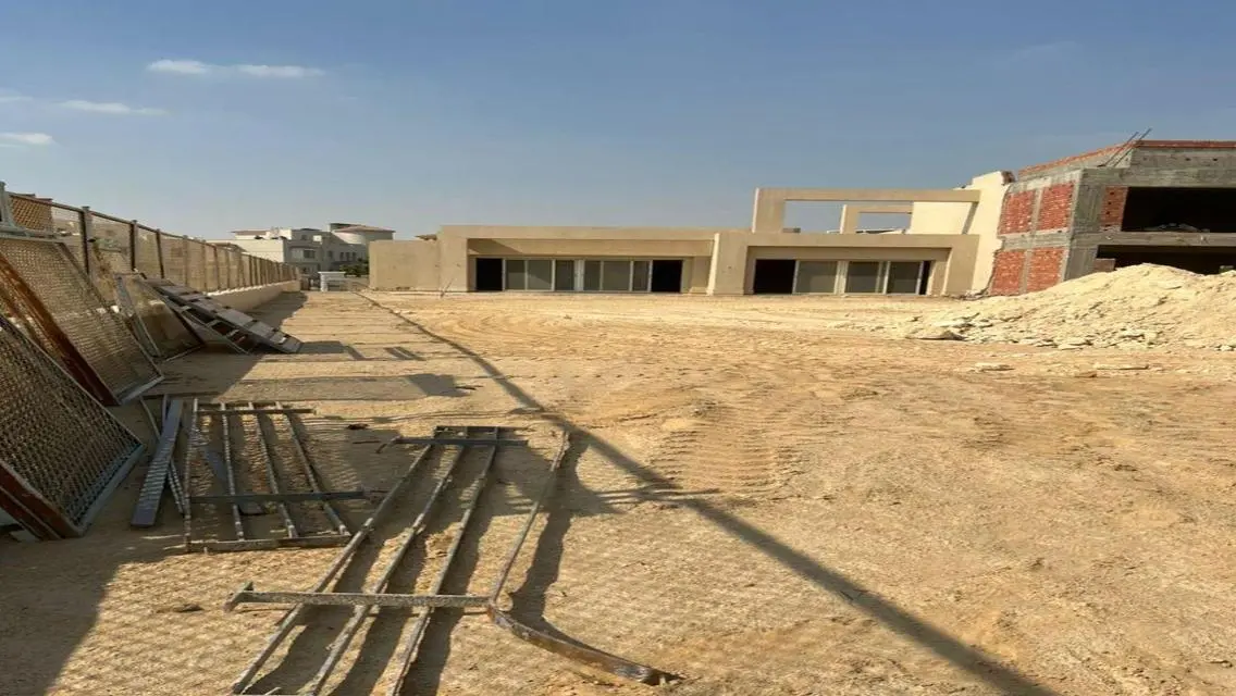 فيلا فاخرة للإيجار سكن خاص بمسبح وحديقة