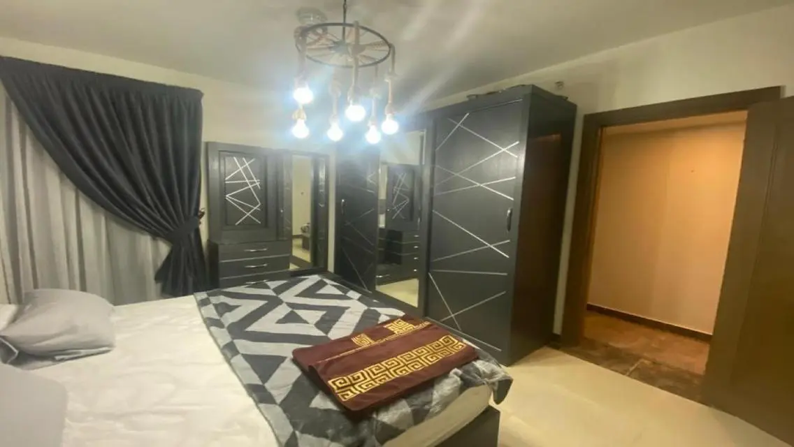Luxury Apartment in Goldmark with Lake View