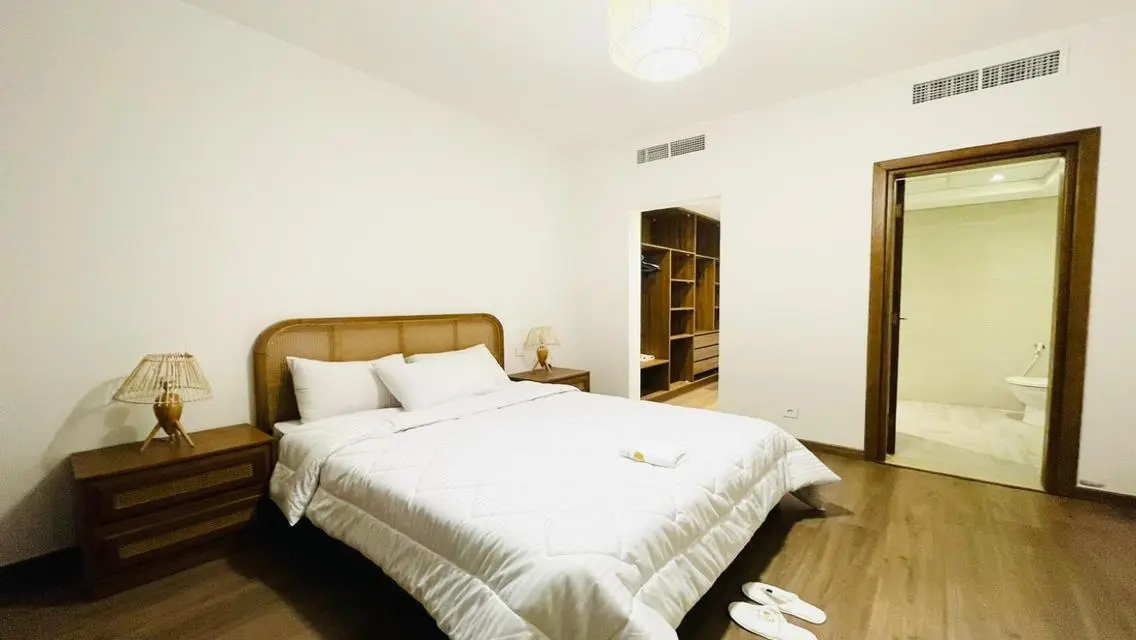 Luxury Apartment for Rent in Collaborative West