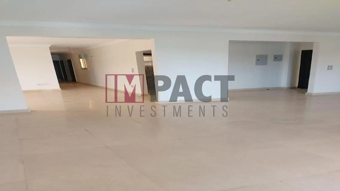 Luxury Apartment with Spacious Layout and Stunning Views