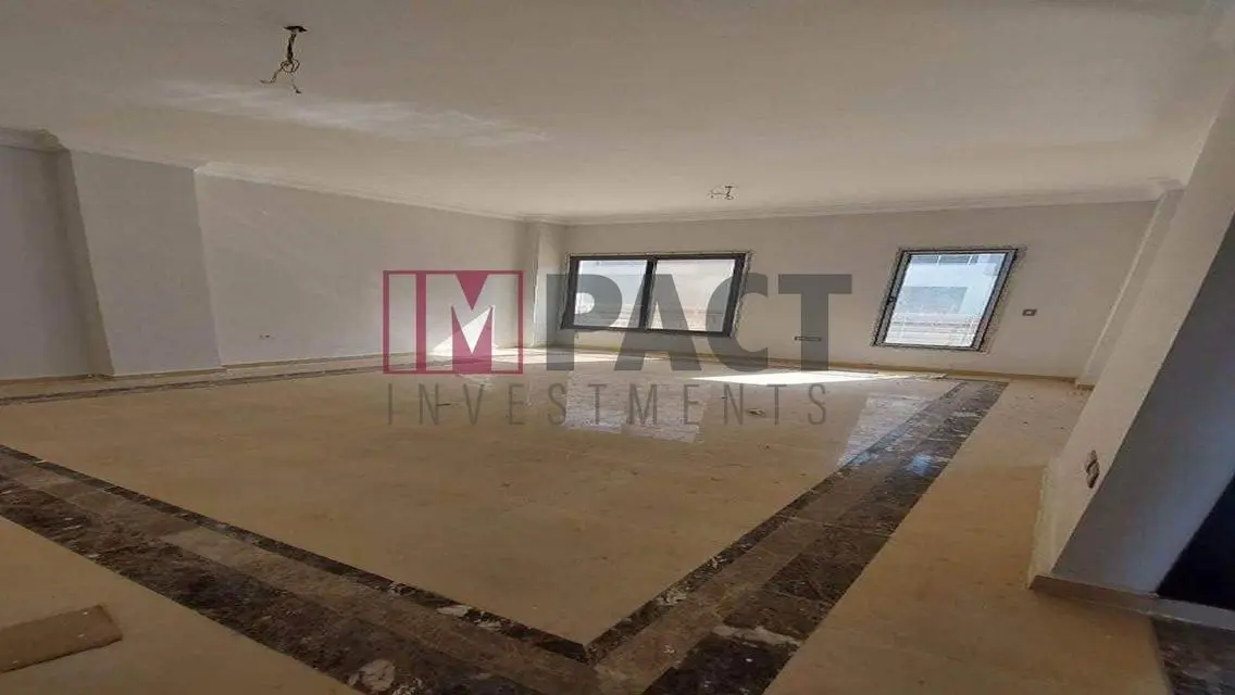 Luxury Apartment with Spacious Layout and Stunning Views