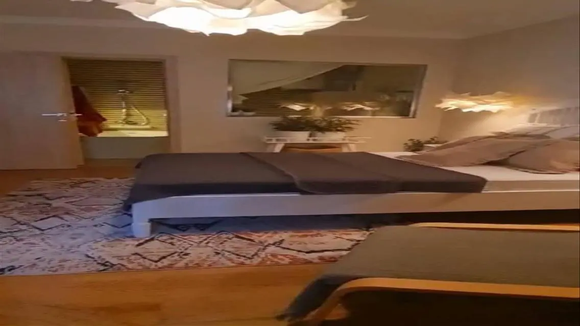فيلا مميزة للبيع في منطقة هادئة
