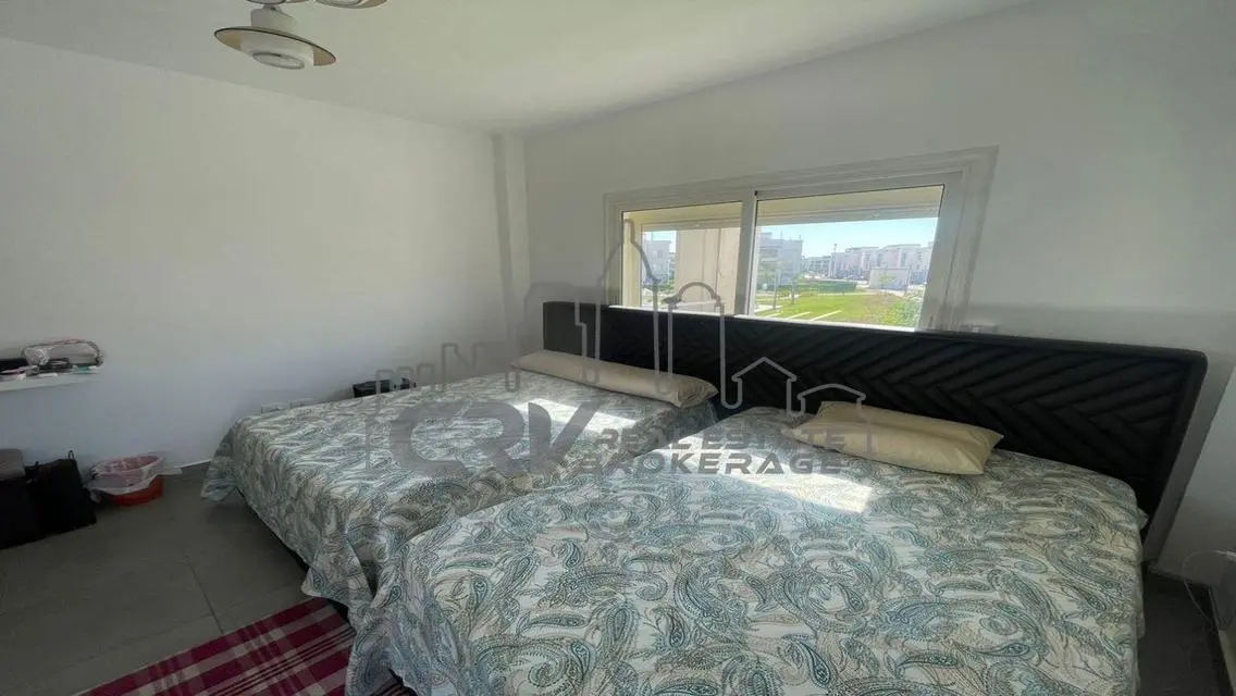 Luxury Apartment for Rent with Lake View
