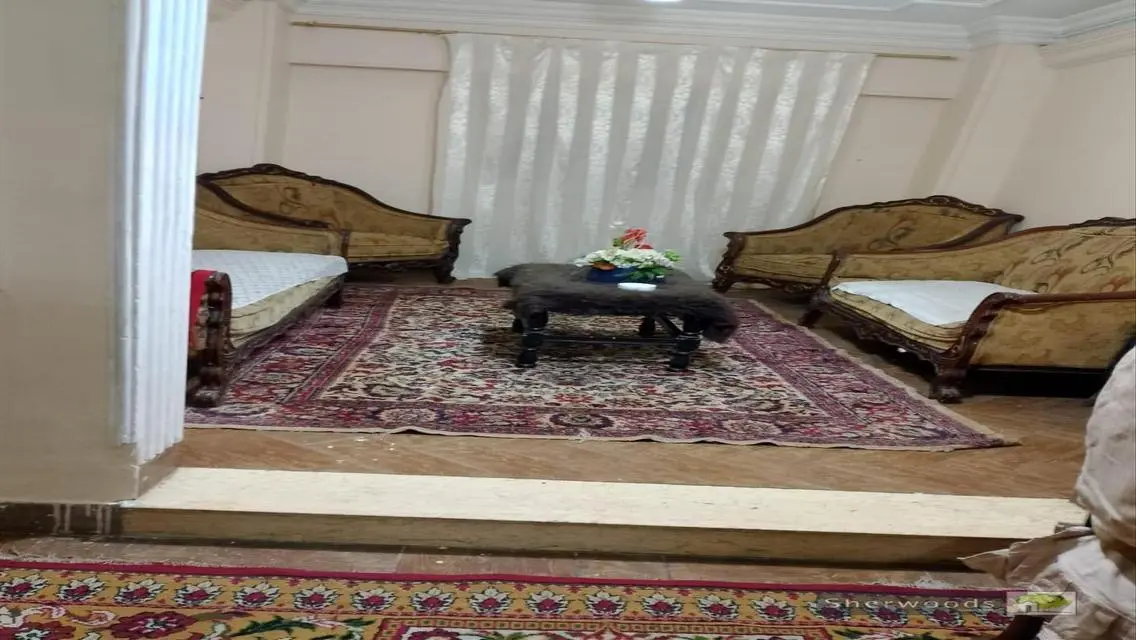 شقة فاخرة للبيع بمساحة واسعة
