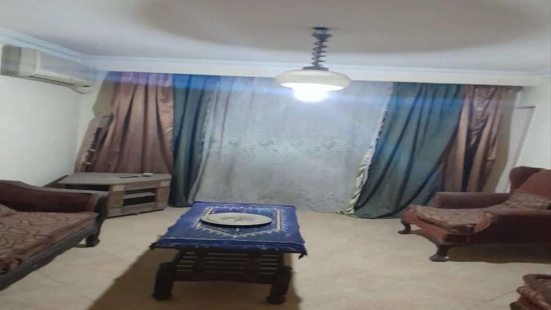 Stylish Apartment with Security and Covered Parking