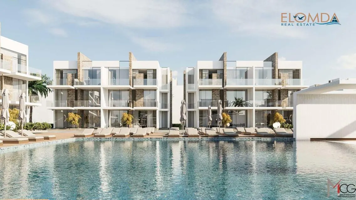 Luxury Apartment with Stunning Lake View