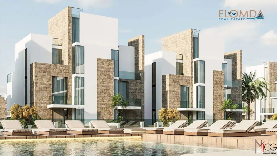 Luxury Apartment with Stunning Lake View