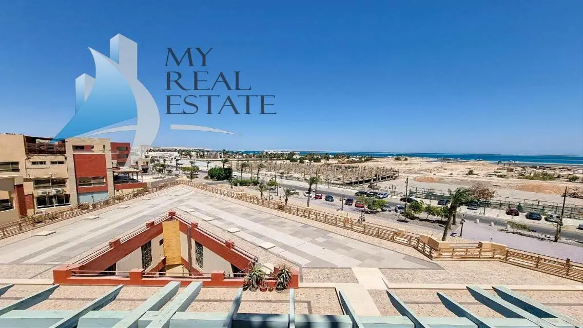 Furnished 1-Bedroom Apartment in First Avenue on Promenade