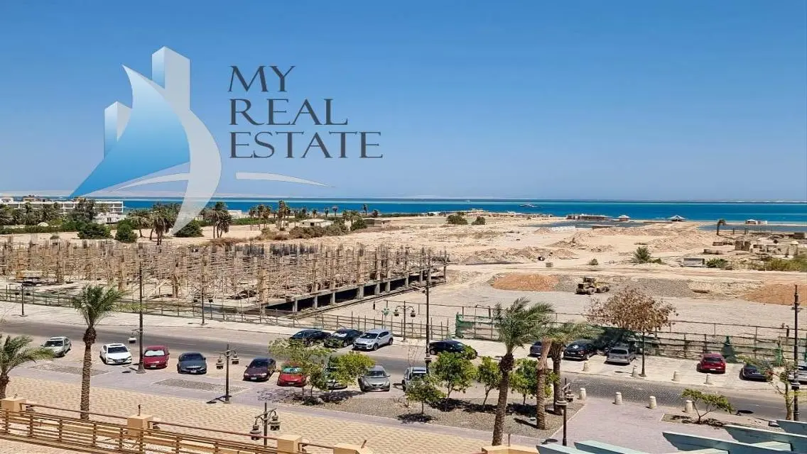 Furnished 1-Bedroom Apartment in First Avenue on Promenade