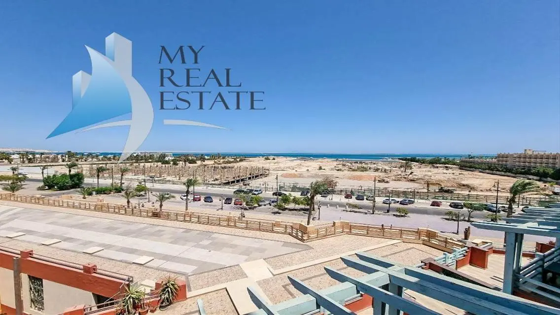 Furnished 1-Bedroom Apartment in First Avenue on Promenade