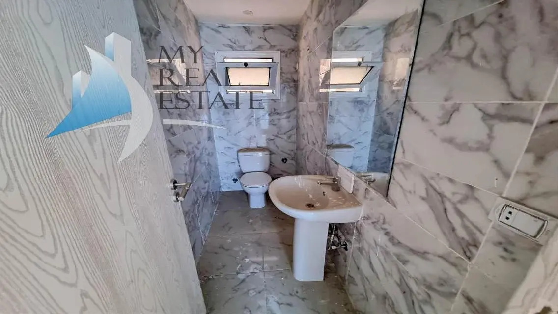 3-Bedroom Pool-View Apartment for Sale in Fanadir