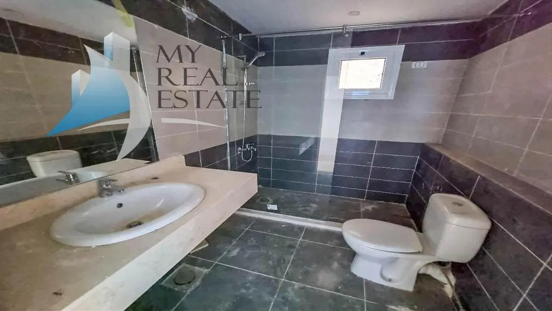 3-Bedroom Pool-View Apartment for Sale in Fanadir