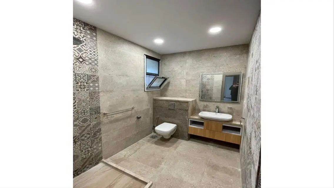 Luxury Apartment with Private Garden in the Heart of the City