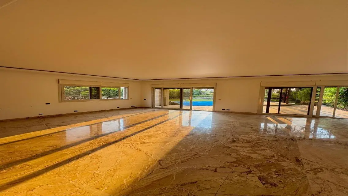 Luxury Villa for Sale with Amazing Features in a Prime Location