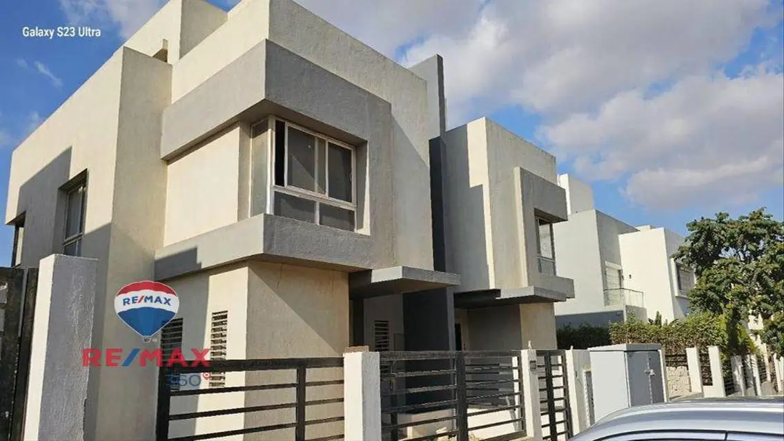 Luxury Villa for Sale in Prime Location