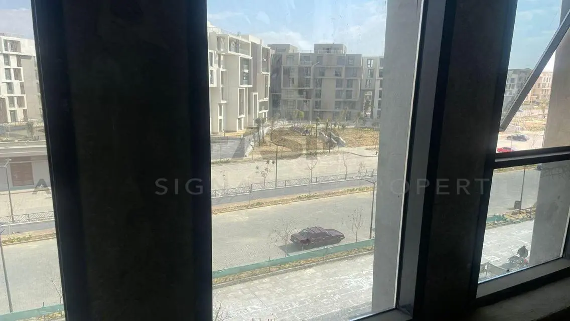 عقار EDNC المميز للبيع