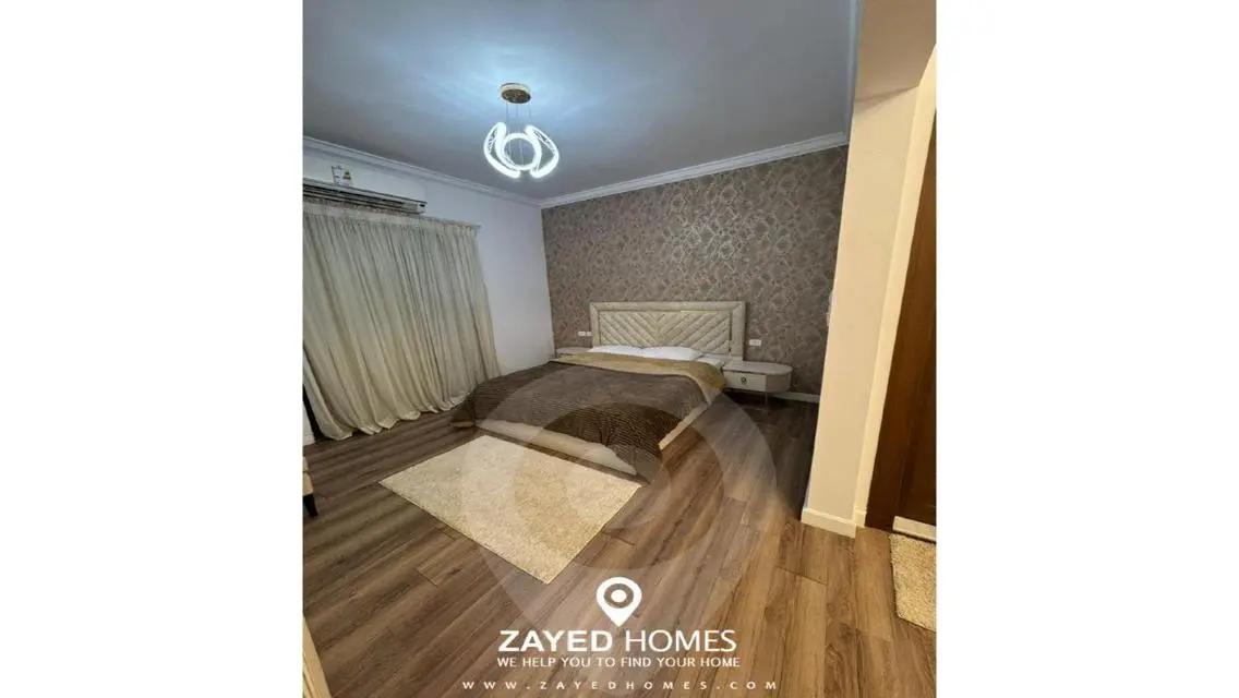 Luxurious Apartment with Waterfront View in the Heart of the City