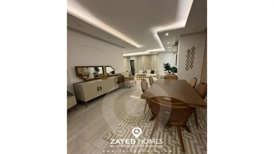 Luxurious Apartment with Waterfront View in the Heart of the City