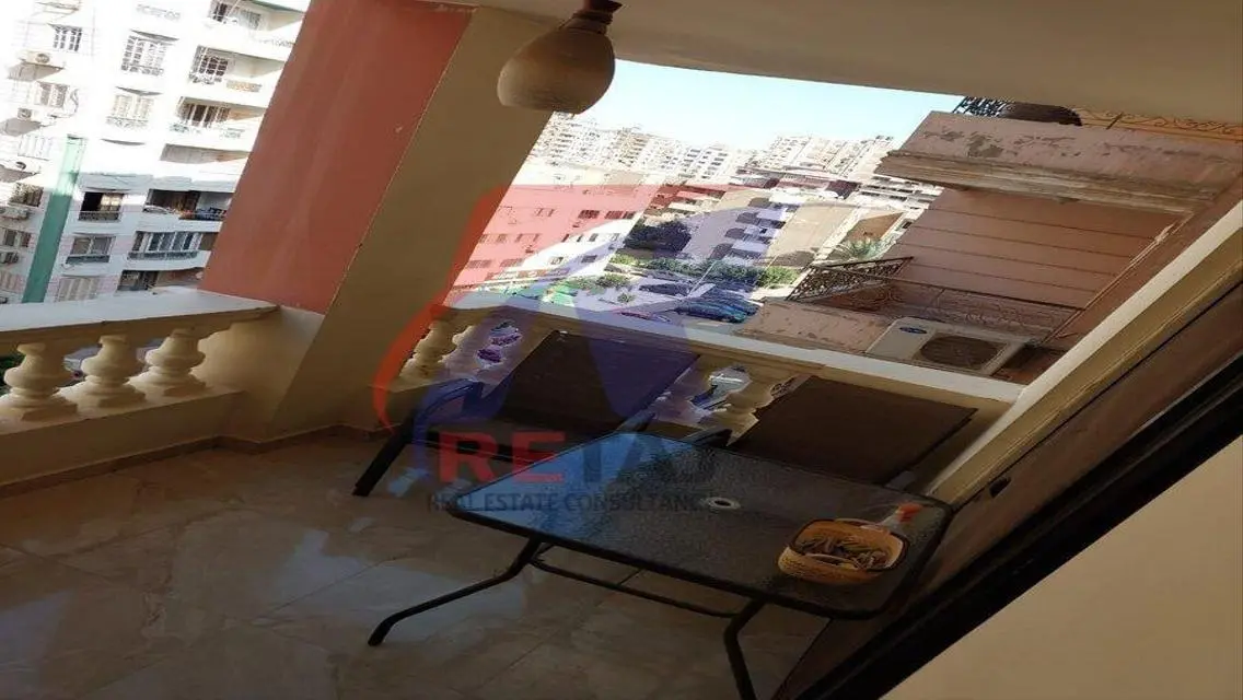 شقة رائعة بمساحة 155 متر للبيع